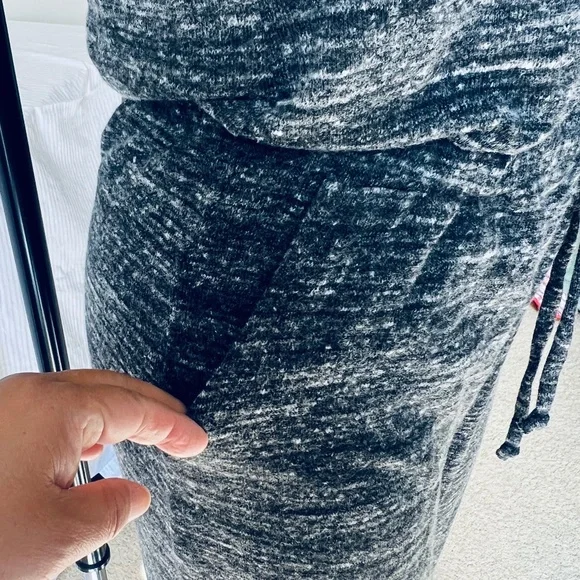 Sleeveless Jersey Jumpsuit (Olive Viv) - Picture 4 of 6